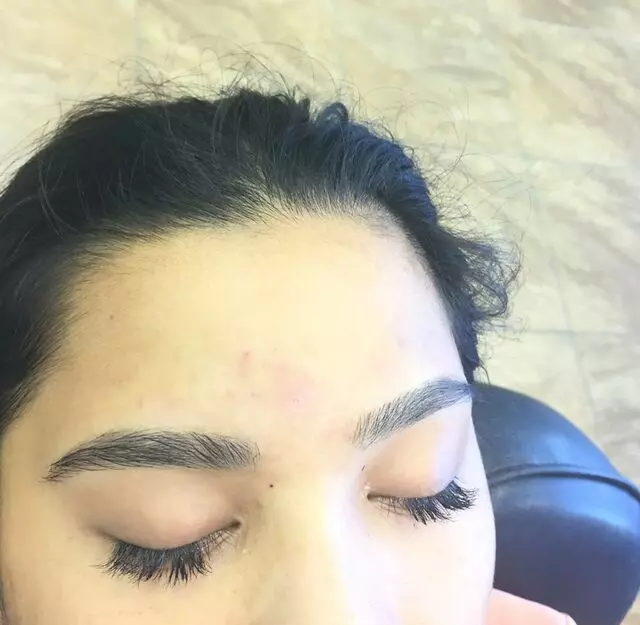 Amazing Eyebrow Threading & Henna Art