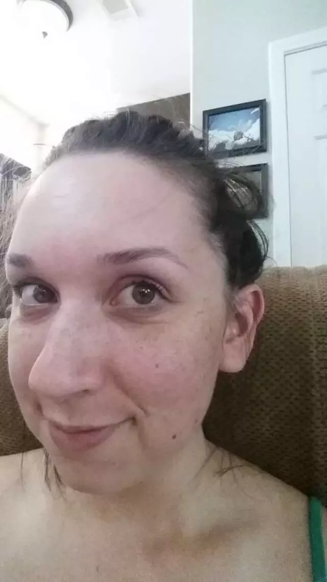 Amazing Eyebrow Threading & Henna Art