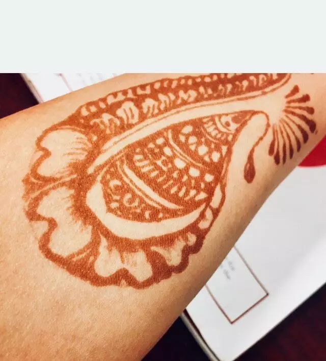 Amazing Eyebrow Threading & Henna Art