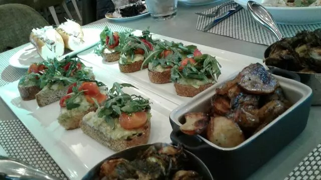Andiron Steak & Sea