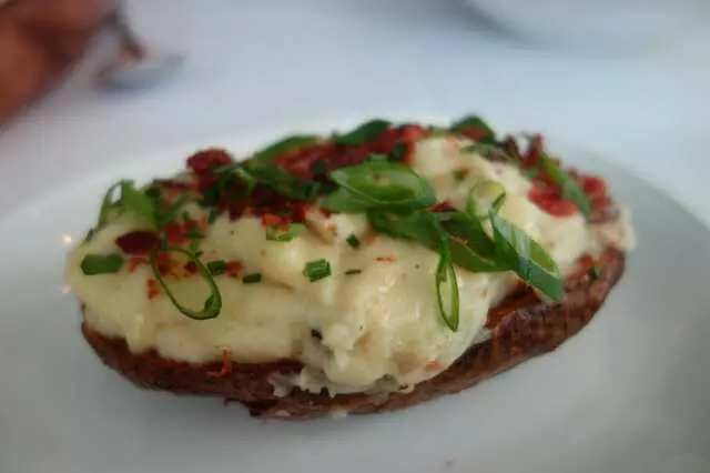 Andiron Steak & Sea