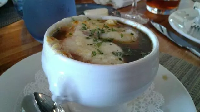Andre’s Bistro & Bar