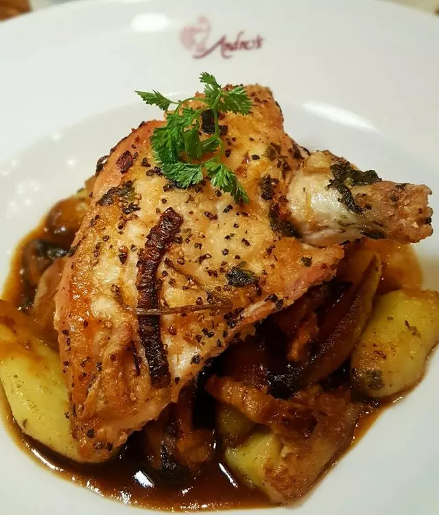 Andre’s Bistro & Bar