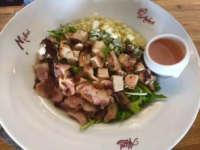 Andre’s Bistro & Bar