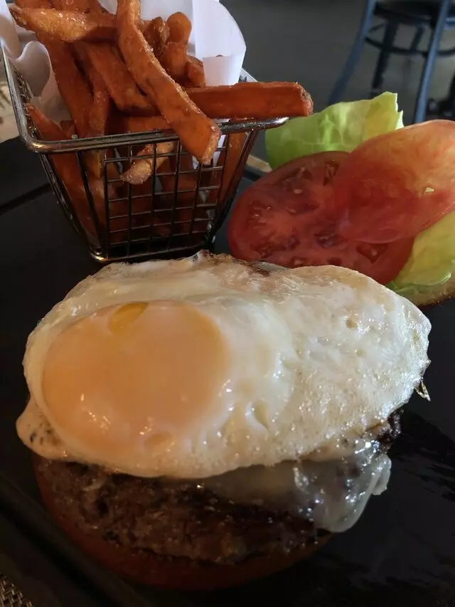 Andre’s Bistro & Bar
