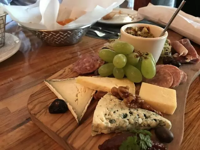 Andre’s Bistro & Bar