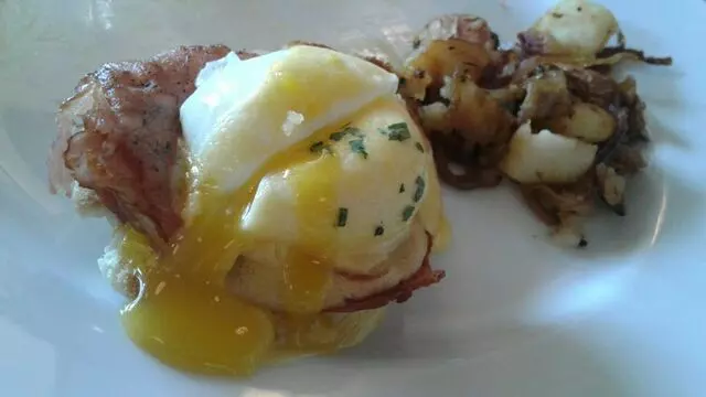 Andre’s Bistro & Bar