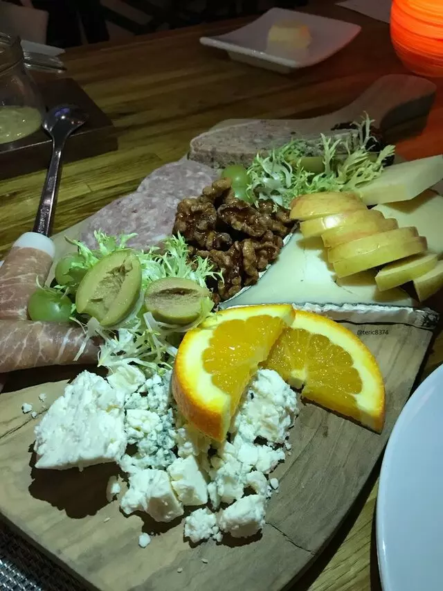 Andre’s Bistro & Bar