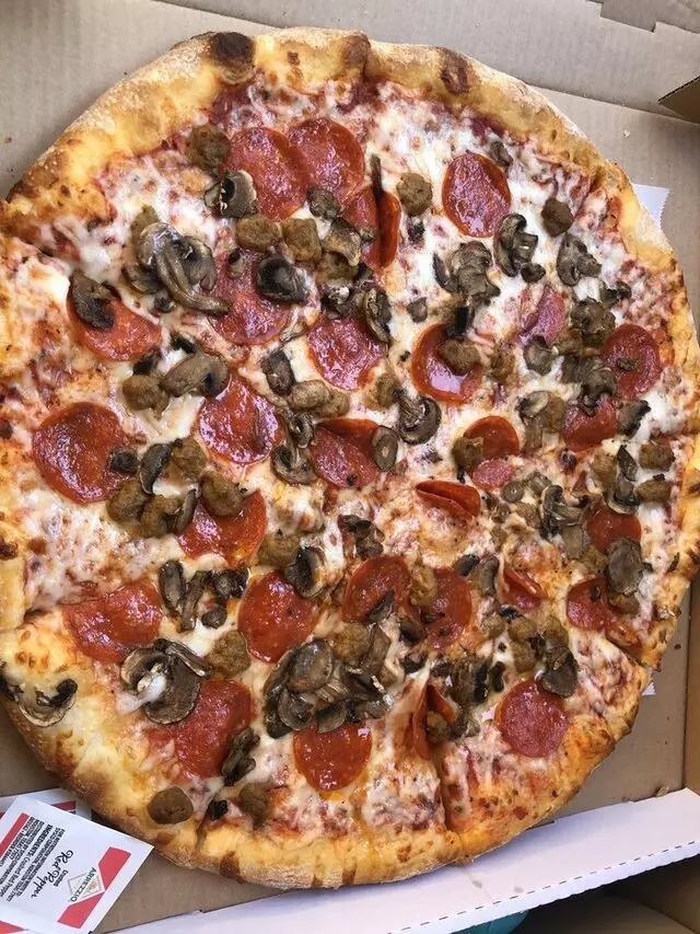 Bernardo&apos;s Pizza & Wings