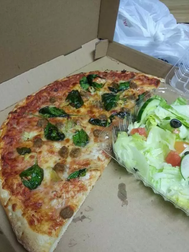 Alexander’s Pizza