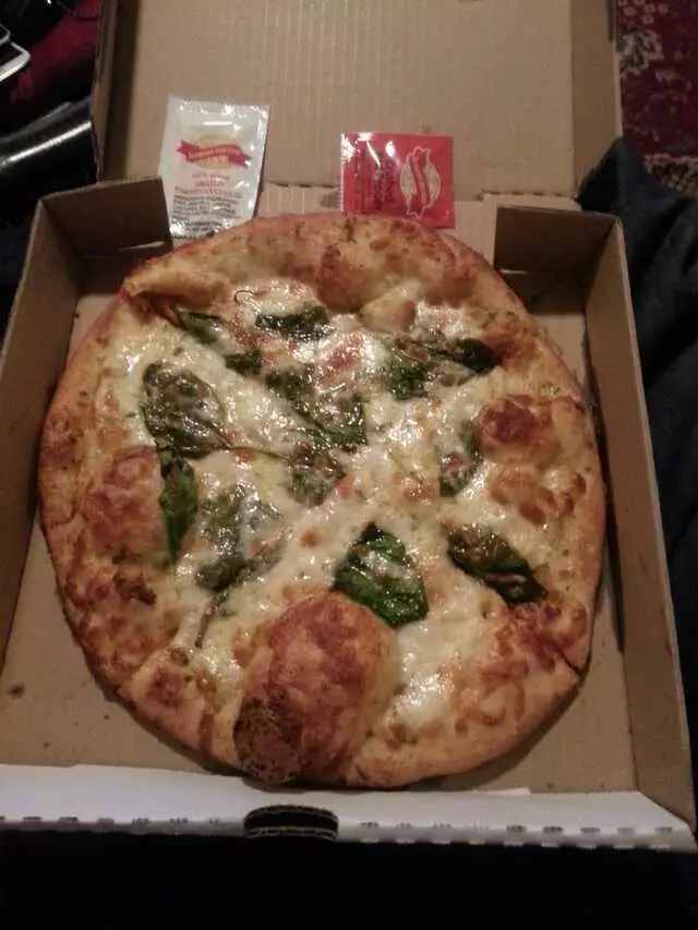 Alexander’s Pizza