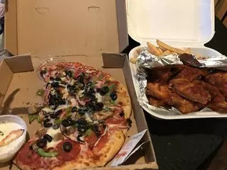 Alexander’s Pizza