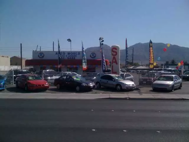 Auto World