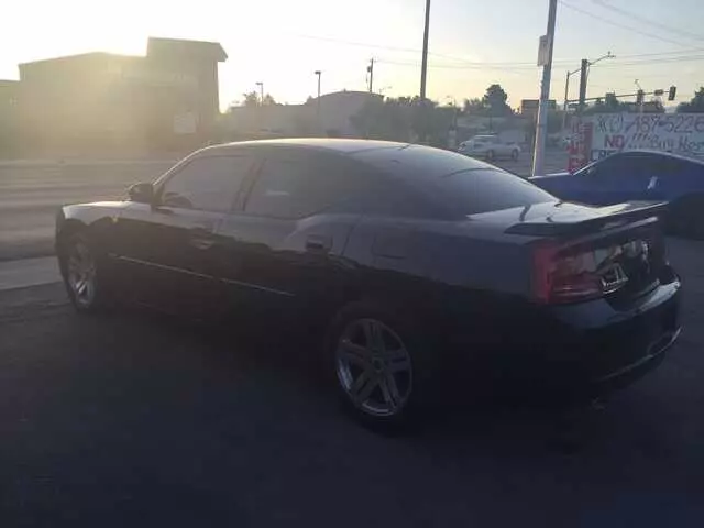 Auto World