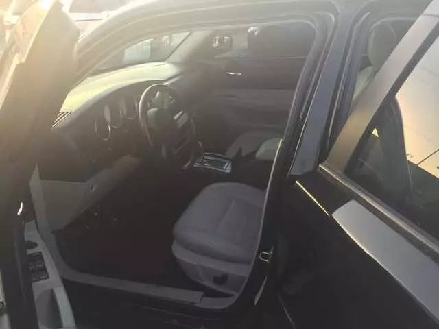 Auto World