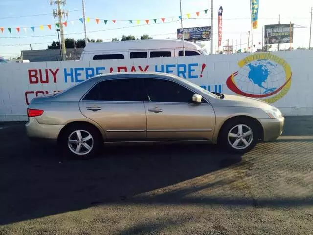 Auto World