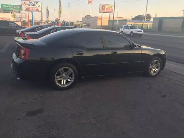 Auto World