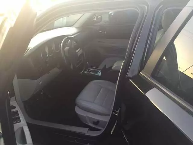 Auto World