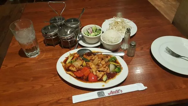 Archi’s Thai Bistro
