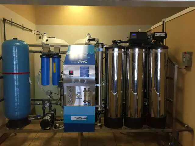 7 Plus Water & Alkaline