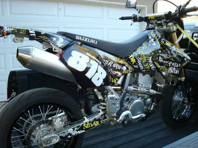 AMR Racing Graphics