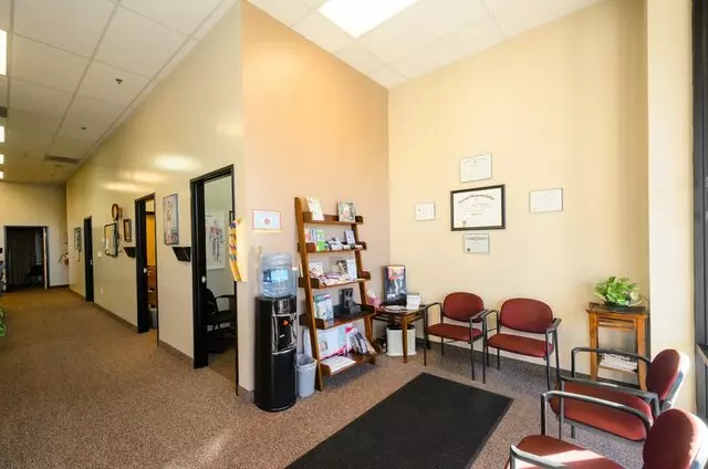 Living Well Chiropractic