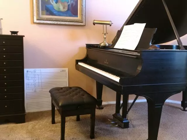 Jon's LV Piano Studio