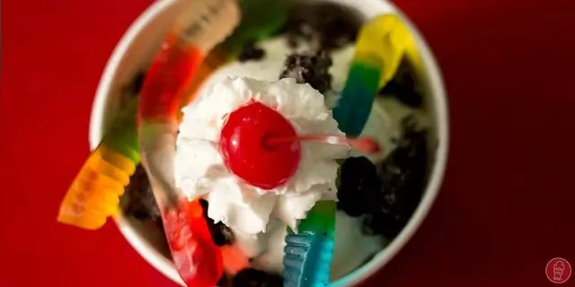 Freddy&apos;s Frozen Custard & Steakburgers