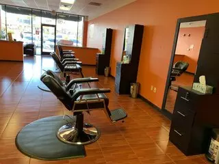 Arianna Eyebrow Threading