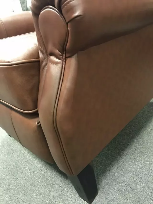Amaze Leather and Vinyl Restoration