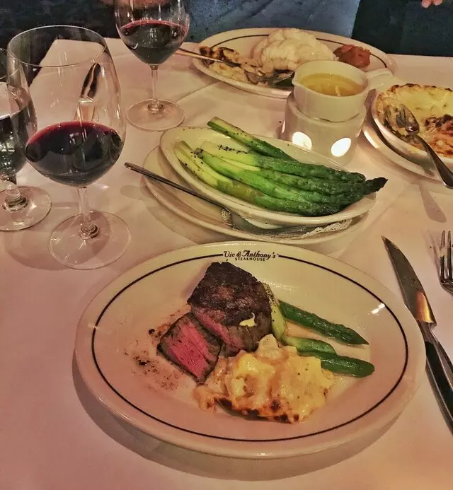 Vic & Anthony’s Steakhouse