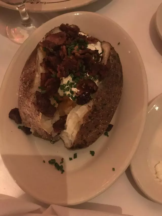 Vic & Anthony’s Steakhouse
