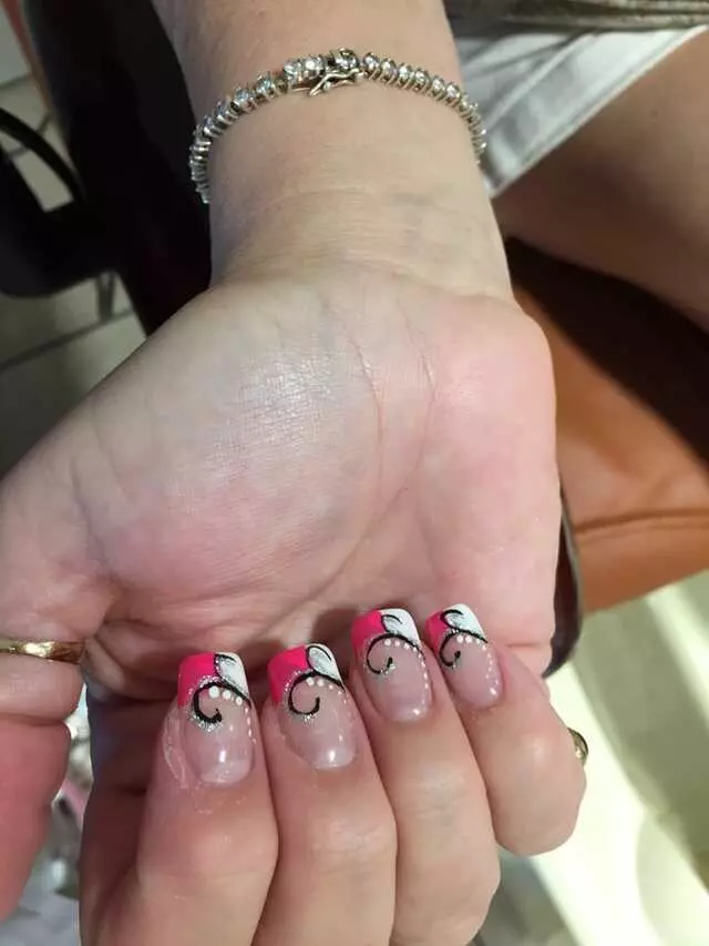 Acqua Nail Salon
