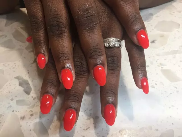Acqua Nail Salon