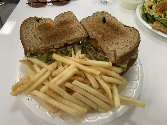 Courtyard Deli