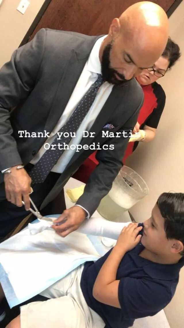 Andrew S Martin, MD