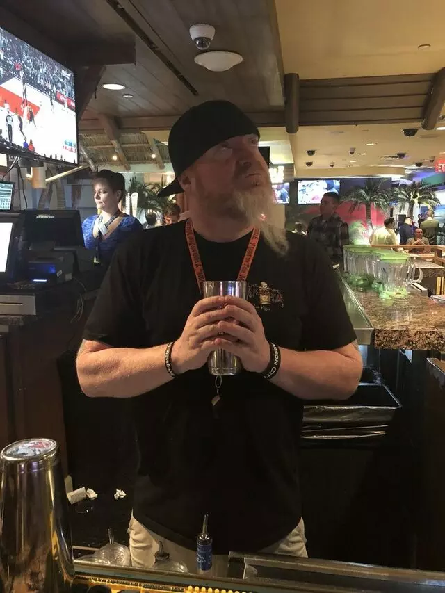 5 O’clock Somewhere Bar
