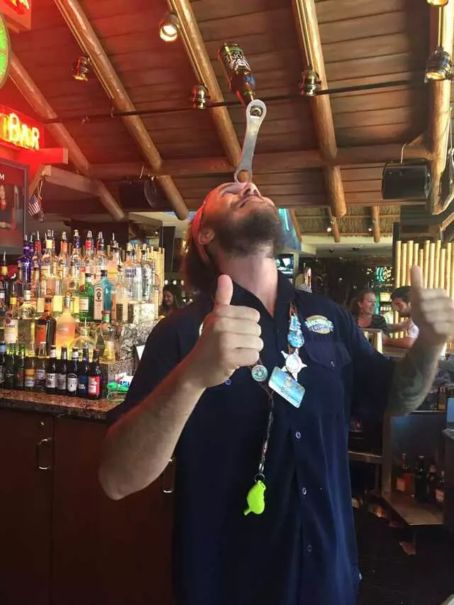 5 O’clock Somewhere Bar