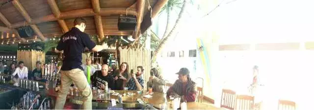 5 O’clock Somewhere Bar