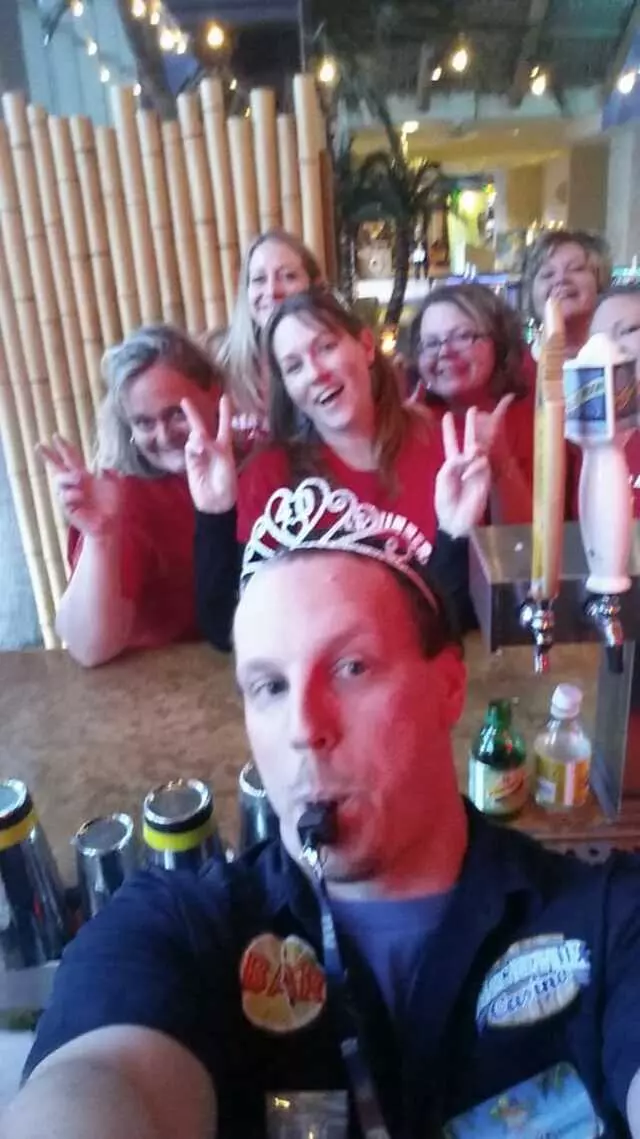 5 O’clock Somewhere Bar