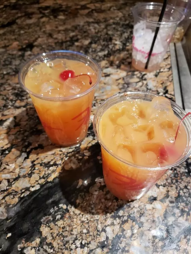 5 O’clock Somewhere Bar