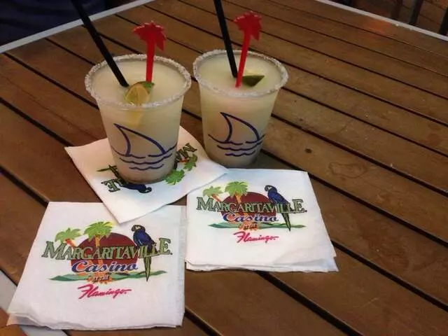5 O’clock Somewhere Bar