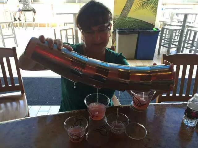 5 O’clock Somewhere Bar