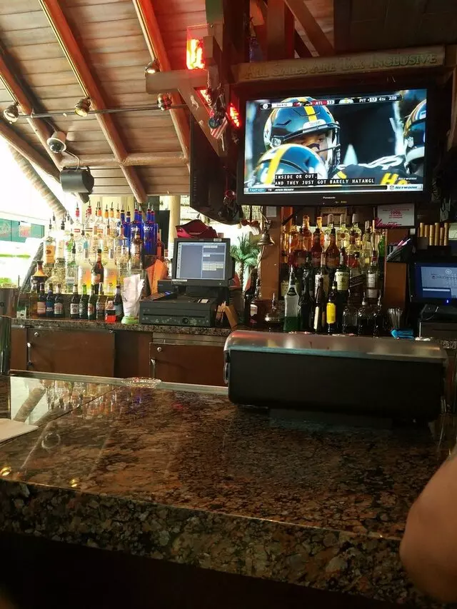 5 O’clock Somewhere Bar