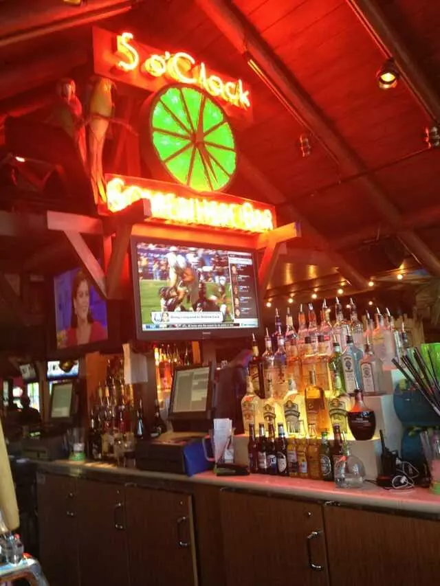 5 O’clock Somewhere Bar