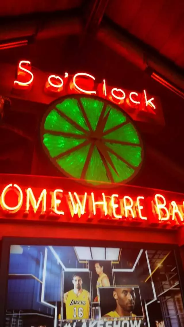 5 O’clock Somewhere Bar