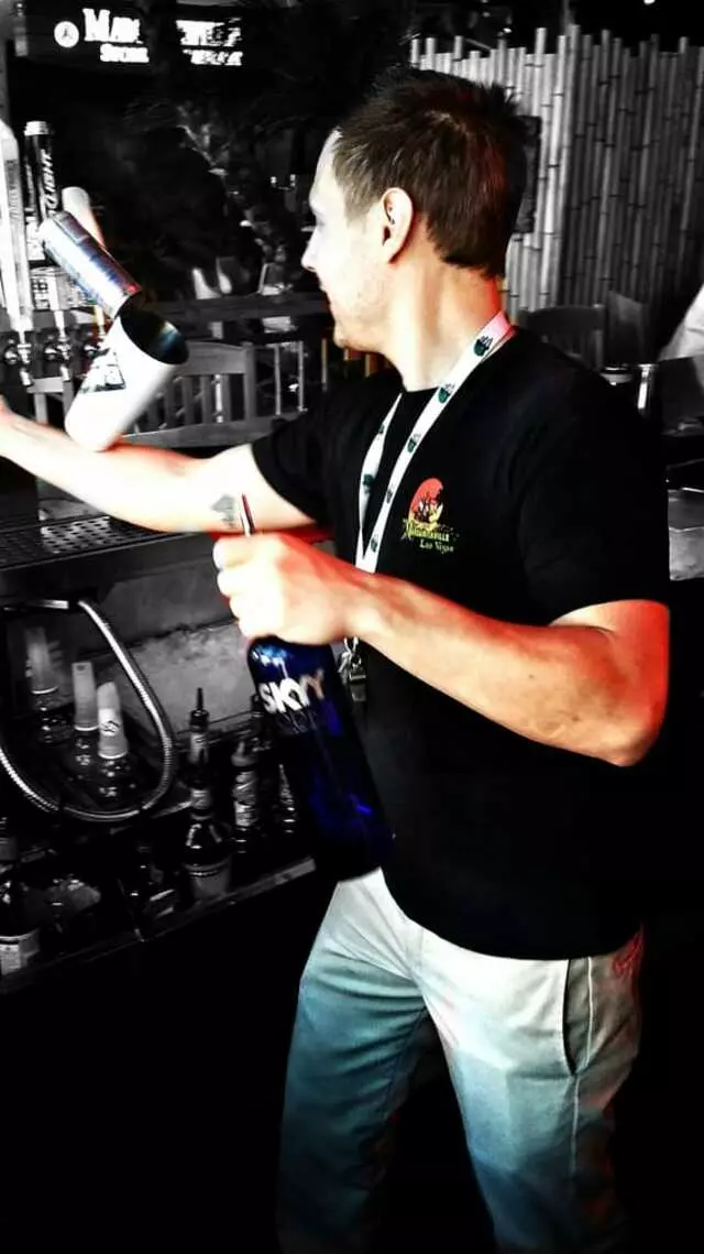 5 O’clock Somewhere Bar