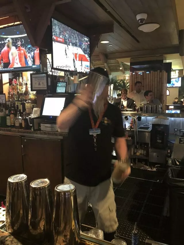 5 O’clock Somewhere Bar