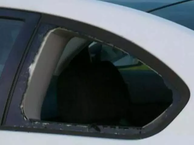 Auto Electric Window Repairs & Auto Glass Services