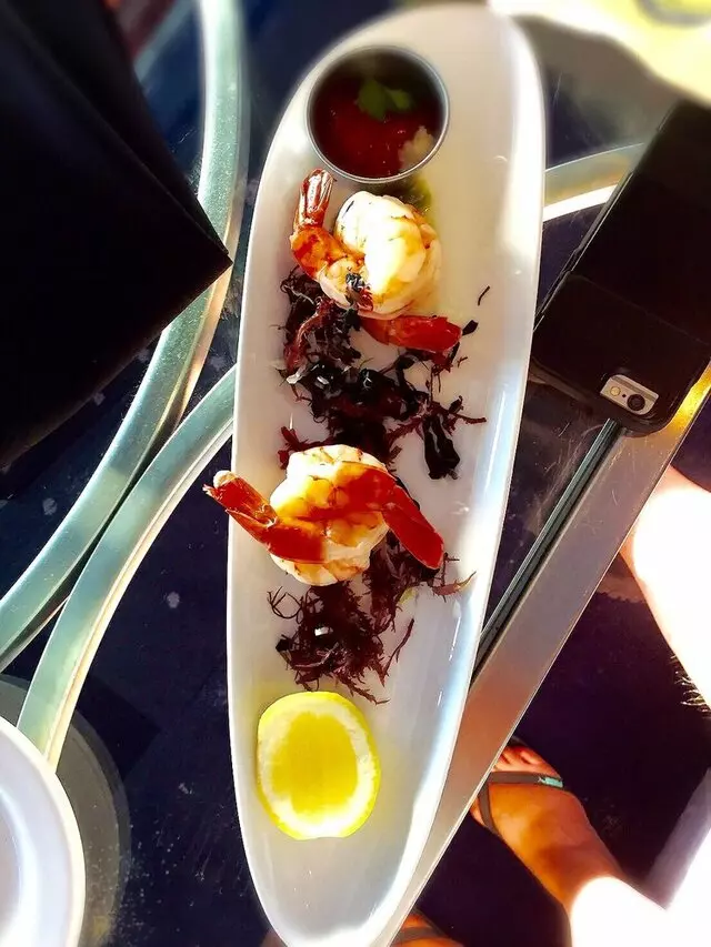 107 SkyLounge